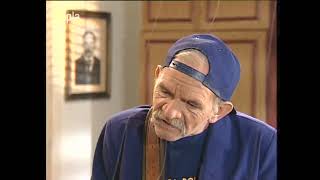 Niewyraźna Babka kiepska pobiera rentę od listonosza Edzia. Cz.1