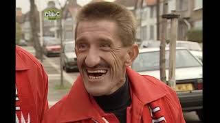 CBBC: ChuckleVision - Football Hero's (1996)