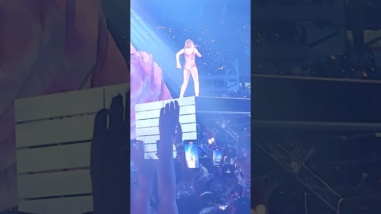 Taylor Swift. Miss Americana & The Heartbreak Prince / Cruel Summer Buenos Aires, Argentina. 9/11/23