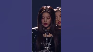 this Ryujin and yeji omg 😩❤️‍🔥 #ryujin #itzy #yeji