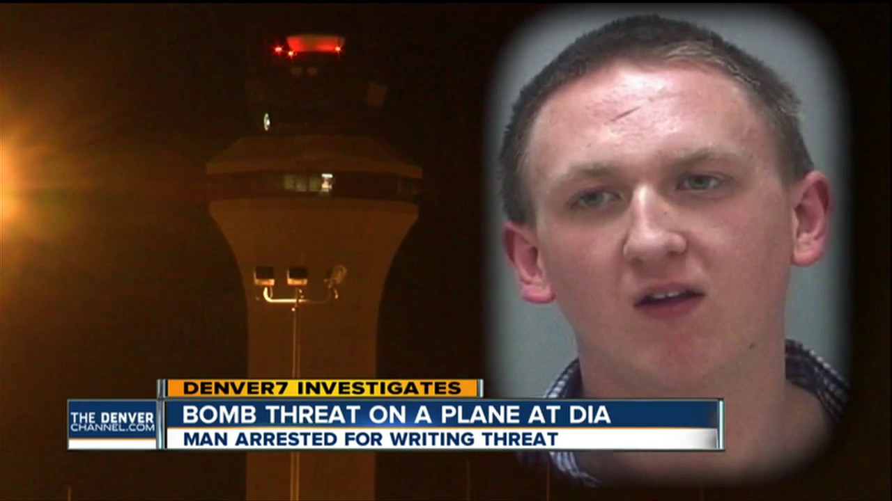 FBI arrests passenger after bomb threat - YouTube