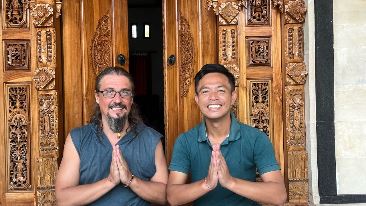 Как балийский парень выучил русский язык? - YouTube