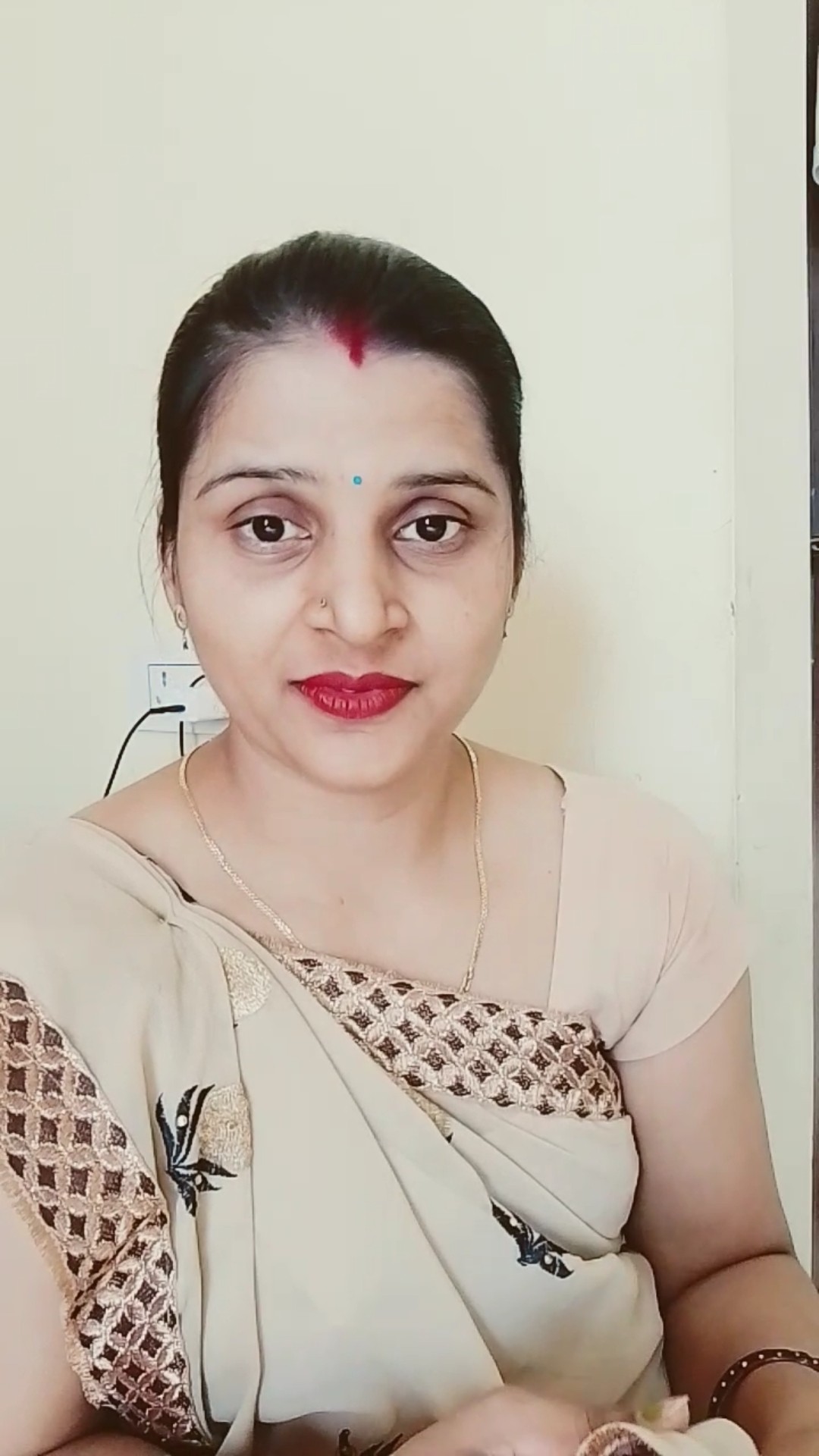 आपकी मुस्कुराहट #comedy #funny #varshaofficial #youtube #shorts