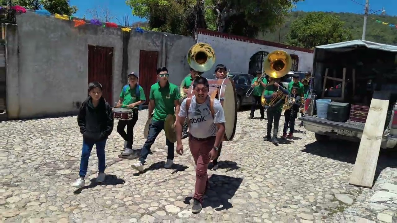 LA BANDA 