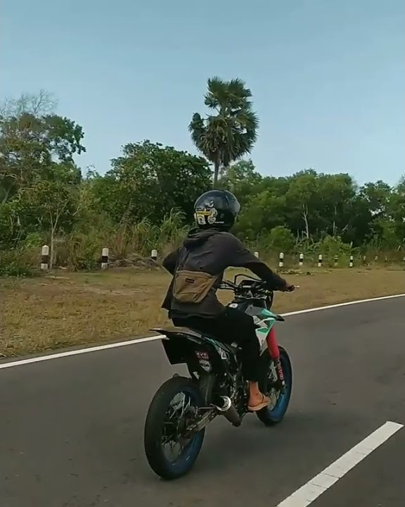 Story wa Klx Wheelie