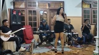 karmila. pasti ngepot...namanya jg draagg@Drugslab @TupaDangdut_id @live @