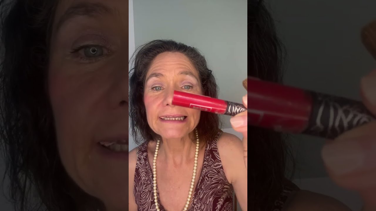 Жевательная резинка. Нанесение макияжа.