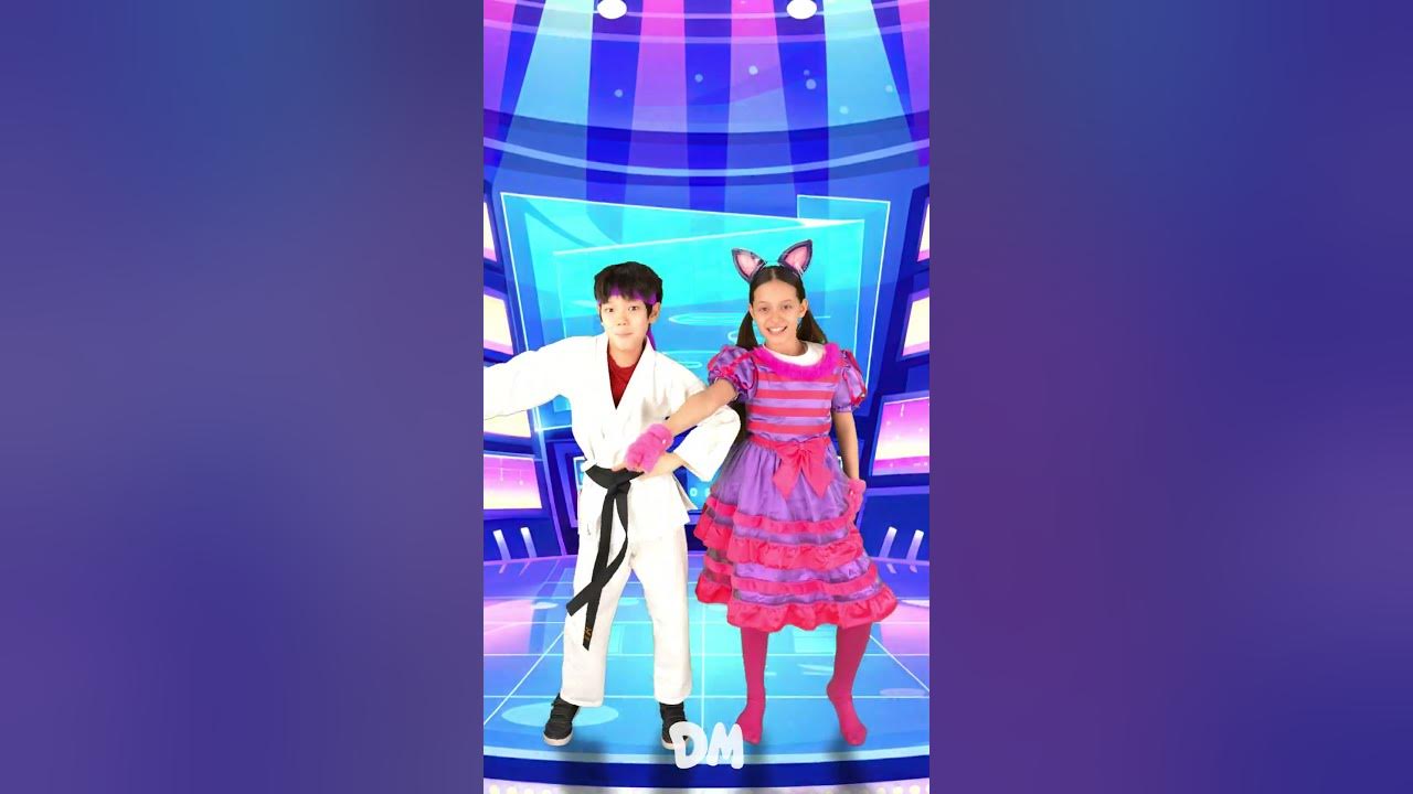 My Family Song #kidssongs #family @dominoki