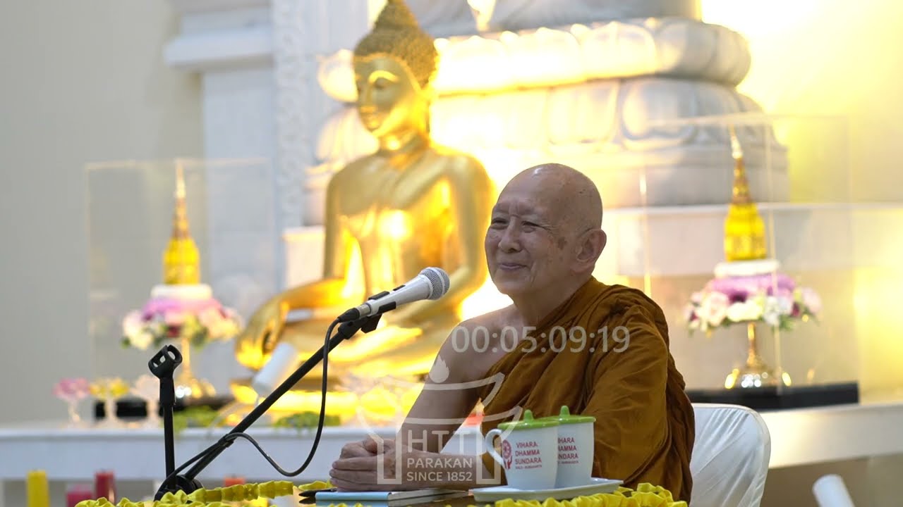Bhante Pannavaro: Dhamma Dalam Lensa (sudut pandang) Kehidupan 