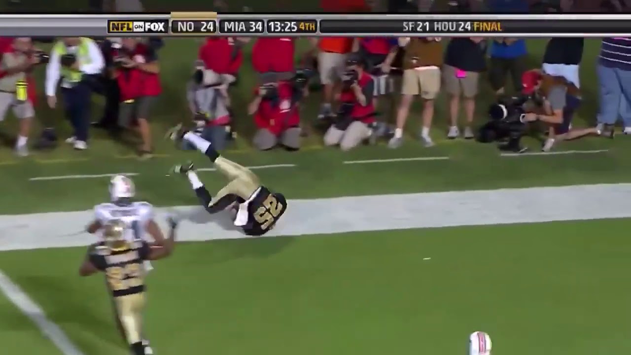 Reggie Bush 5 Yard TD Leap! || Week 7 2009