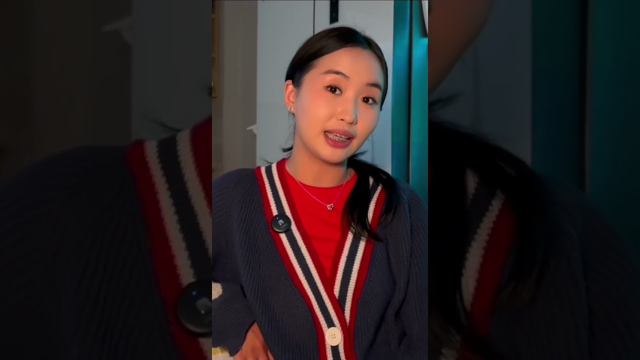 Сэтгэл гаргасан нь хохирох юм даа😧😑