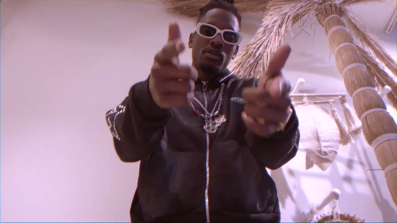 Watch DL Different Lifestyle – La Vida (Official Music Video) on YouTube Watch DL Different Lifestyle – La Vida (Official Music Video) on YouTube