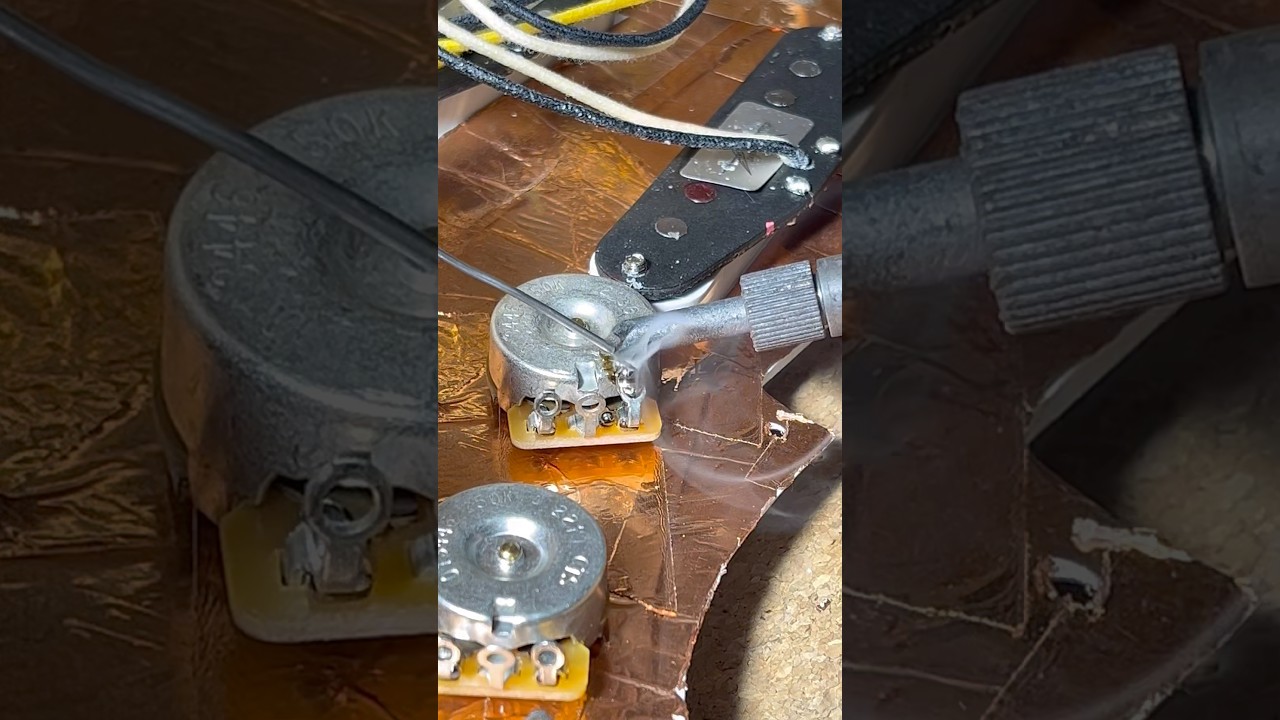 Squier Classic Vibe Strat Upgrade with Texas Special 