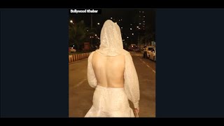 Peechhe Dhamaaka Hai Says Urfi Javed And Turns Around For A Posing Sesh Urfi Covered Her Head