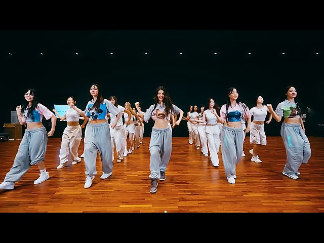 NewJeans - 'Super Shy' Dance Practice Mirrored [4K] class=