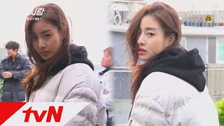 tvNrevolution [메이킹] 강소라, 추운 바람에도 끄떡 없는 강력 미모! '변혁' 비하인드 171202 EP.15