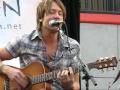 Keith Urban - Live @ Verizon in Pasadena - "Kiss A Girl" (Acoustic)