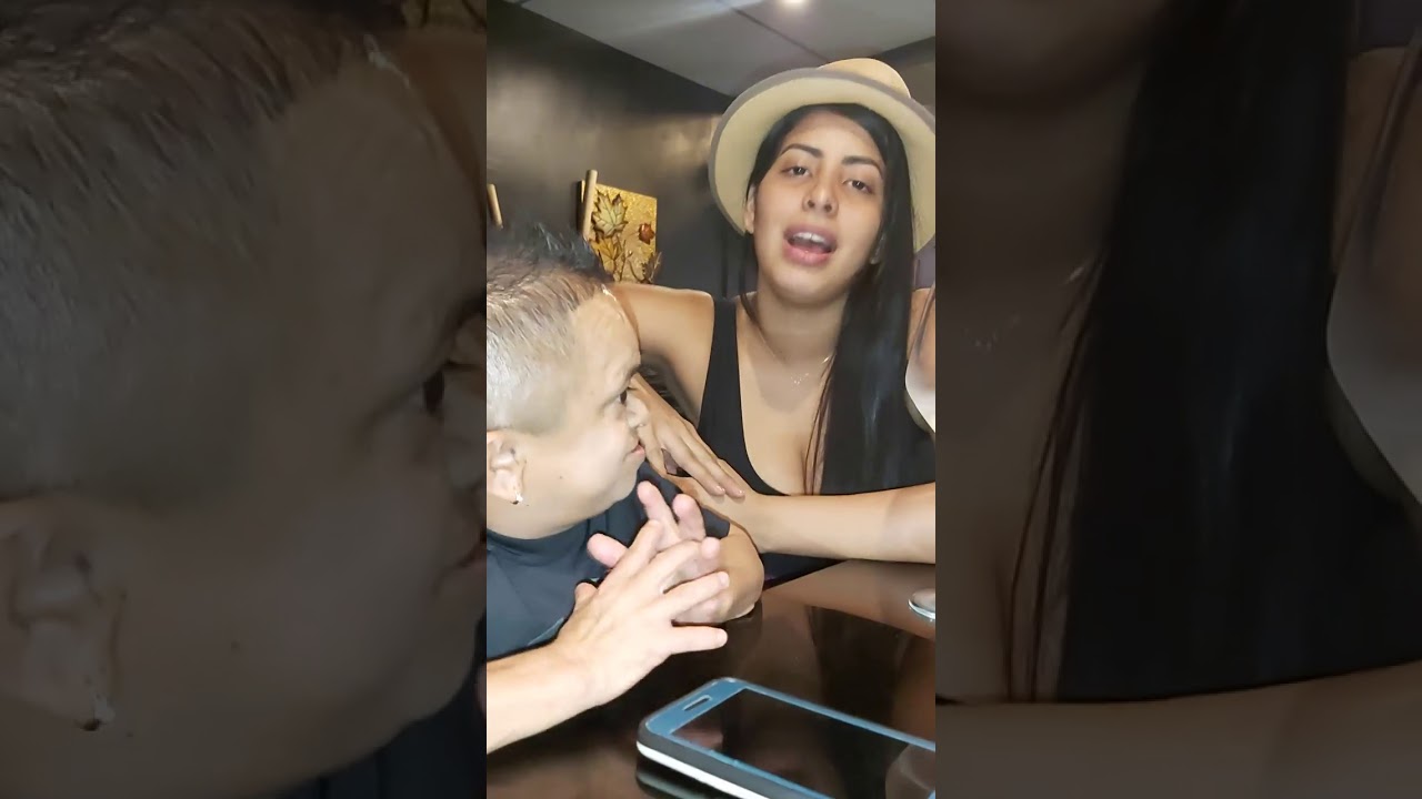 Jorgito celebrando su luna de miel con cangrejo