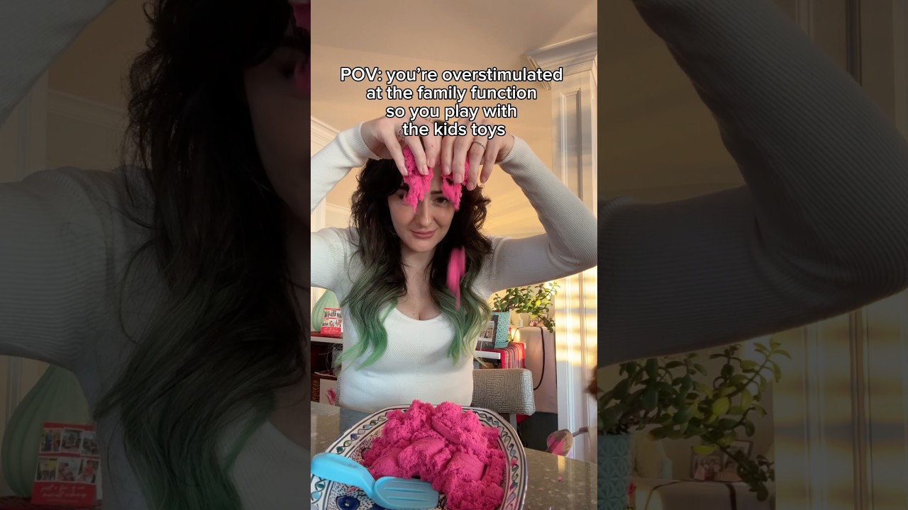 Life hack: overstimulated at the family function? Play with the kids toys #merrychristmas