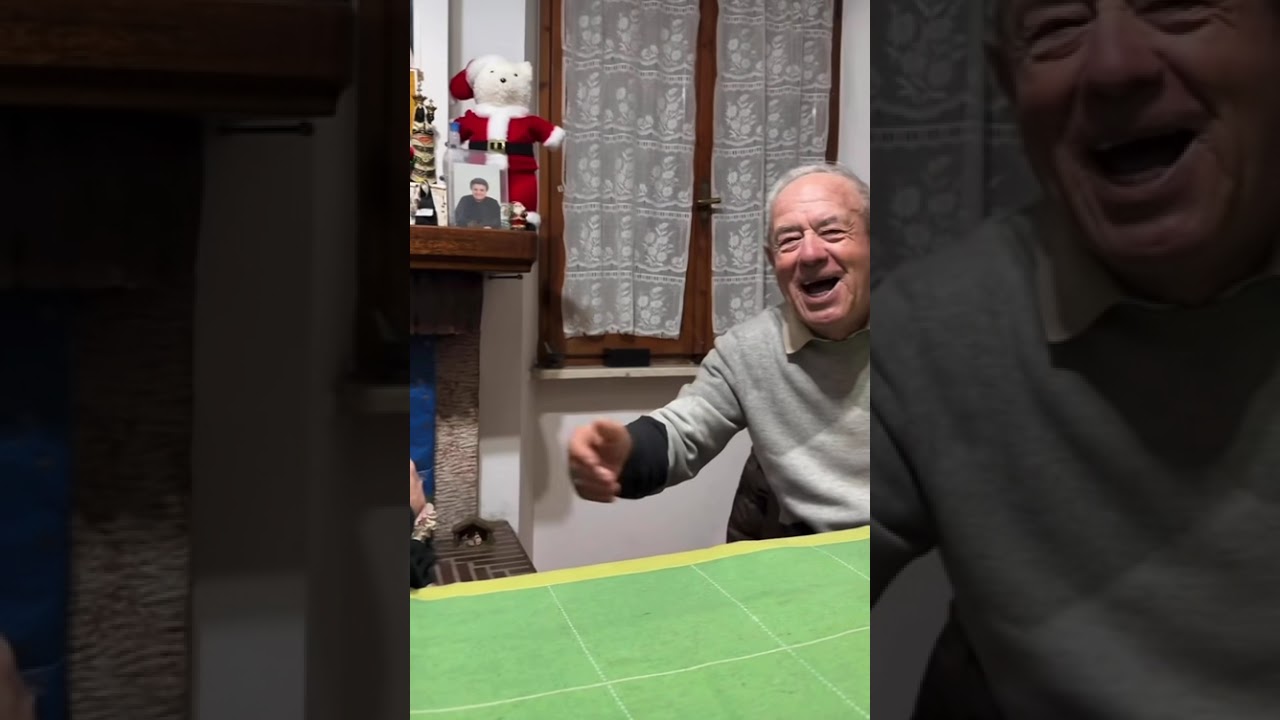 Nonno Faustino sdraiato come una scrofa 😂🔥🐊😂