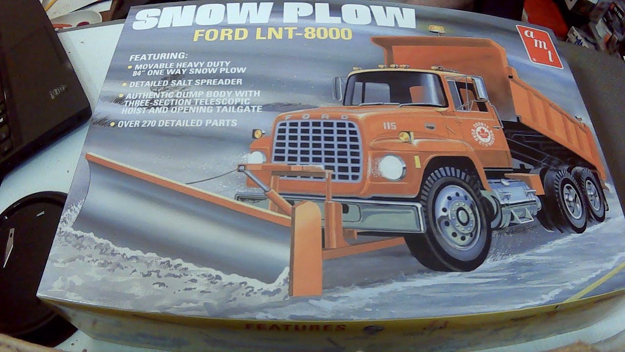 AMT 1:25 Ford LNT 8000 Snow Plow Unboxing, Review and Rating - YouTube