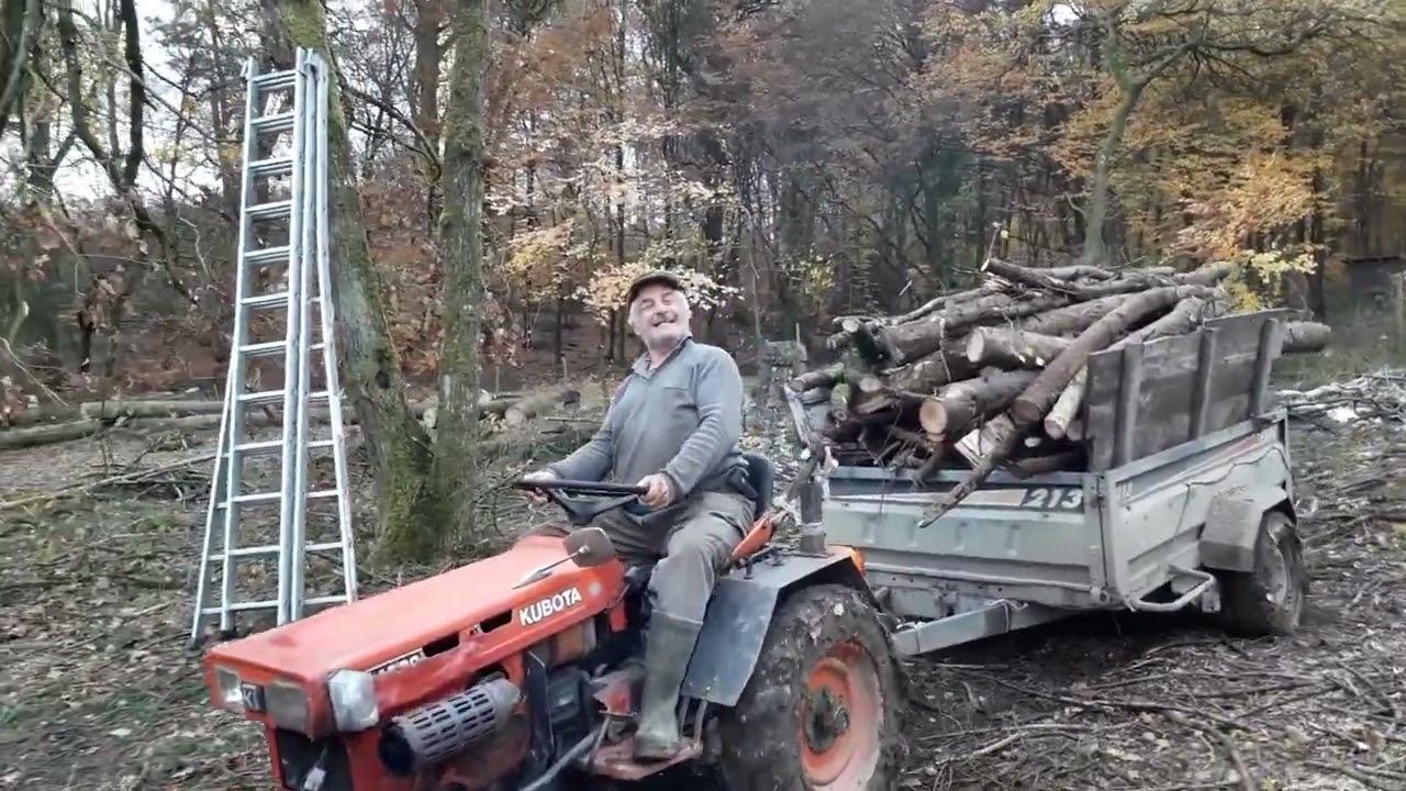 débardage Kubota 2 mètre dans la boue 