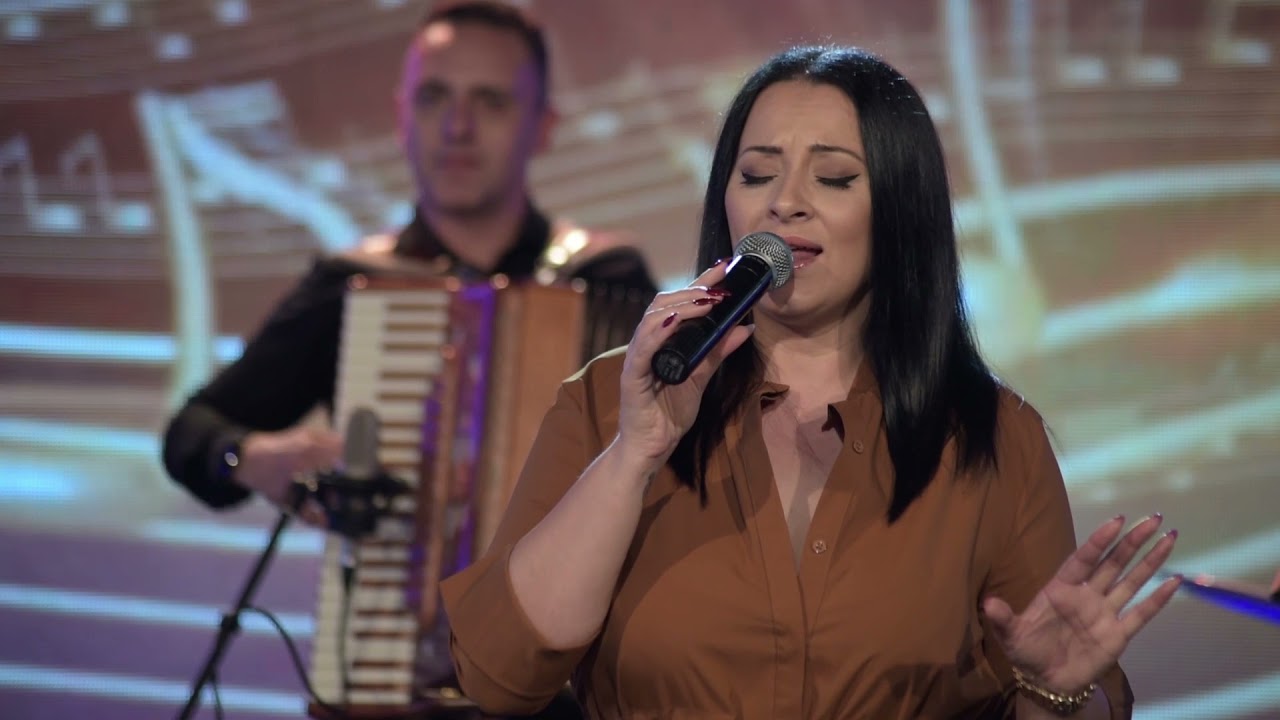 Aneta, Jovica, Brakja Nune i Grupa Molika - Ilcovice mlada necesto (Art Studio Production Live TV)