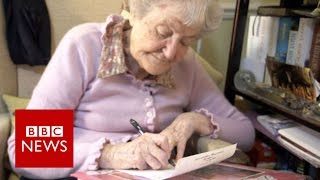 A friendship written in 50,000 letters - BBC News