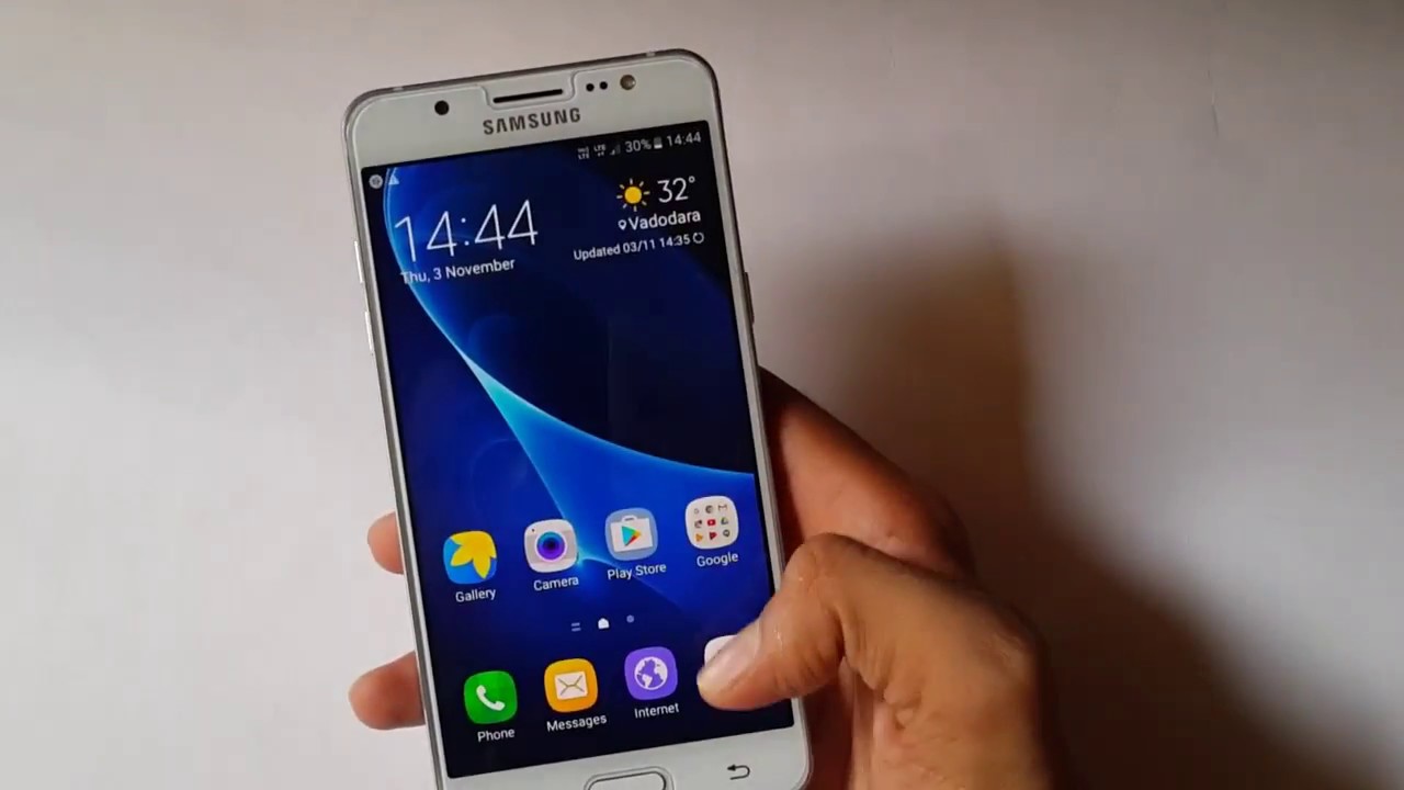 How To Open Assitant Menu In Samsung Galaxy J5 2016 - Youtube