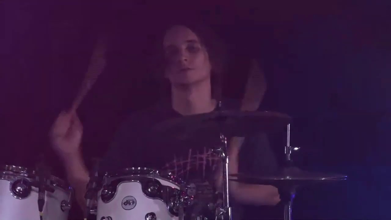 промышленный проезд — 7 этаж (Лера Массква cover) - YouTube