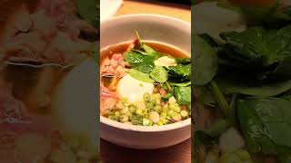 Solo lunch in New York City - Momofuku Noodle Bar