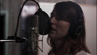 Hannah Georgas - 'Crown of Love' (Arcade Fire cover) - Polaris Cover Sessions #8