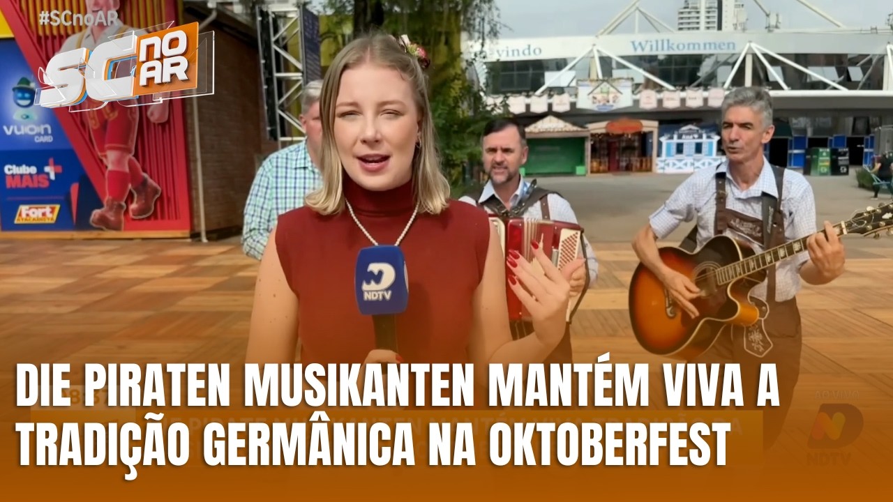 Die Piraten Musikanten celebra mais de uma década de Oktoberfest em Blumenau