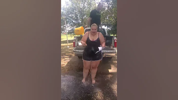 Dana Mcknight's Ice Bucket Challange.
