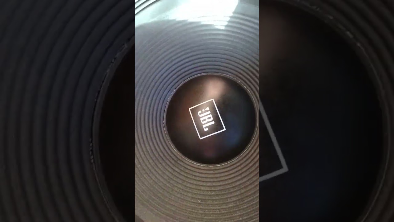 alto falante JBL 18ws3P 800 RMS na caixa sb850 sub grave