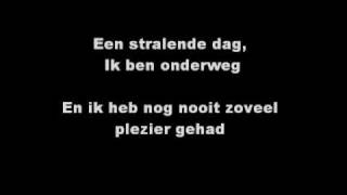 Video thumbnail of "Brother Bear - On my way  {Dutch + Lyrics On Screen}"