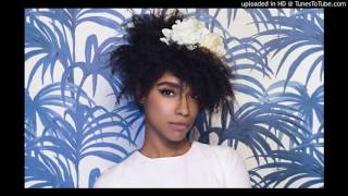 Lianne La Havas - Sometimes it snows in April (live)