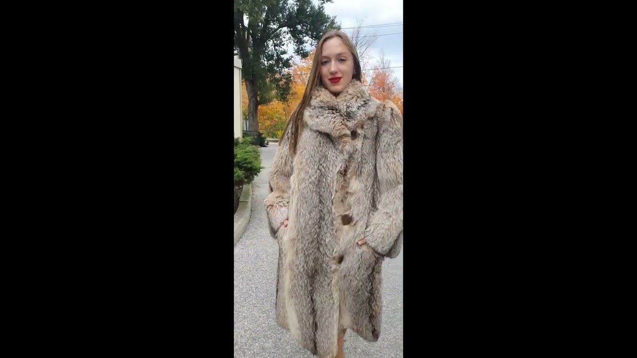 Unisex Plush Fur Coat - Vintage Style with Shawl Collar – Purple