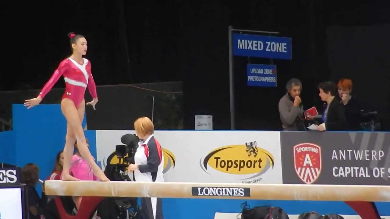 Kyla Ross USA EF BB training Antwerp 2013 - YouTube