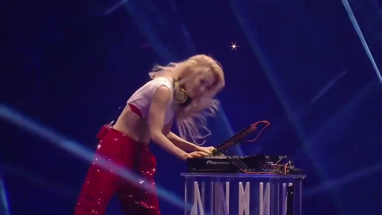 鄭秀文 Sammi Cheng - 眉飛色舞/煞科 (You & Mi 鄭秀文澳門演唱會2025)