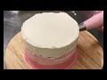 Comment lisser un layer cake à la crème en une seule couche lissage parfait Technique  gâteau  #1