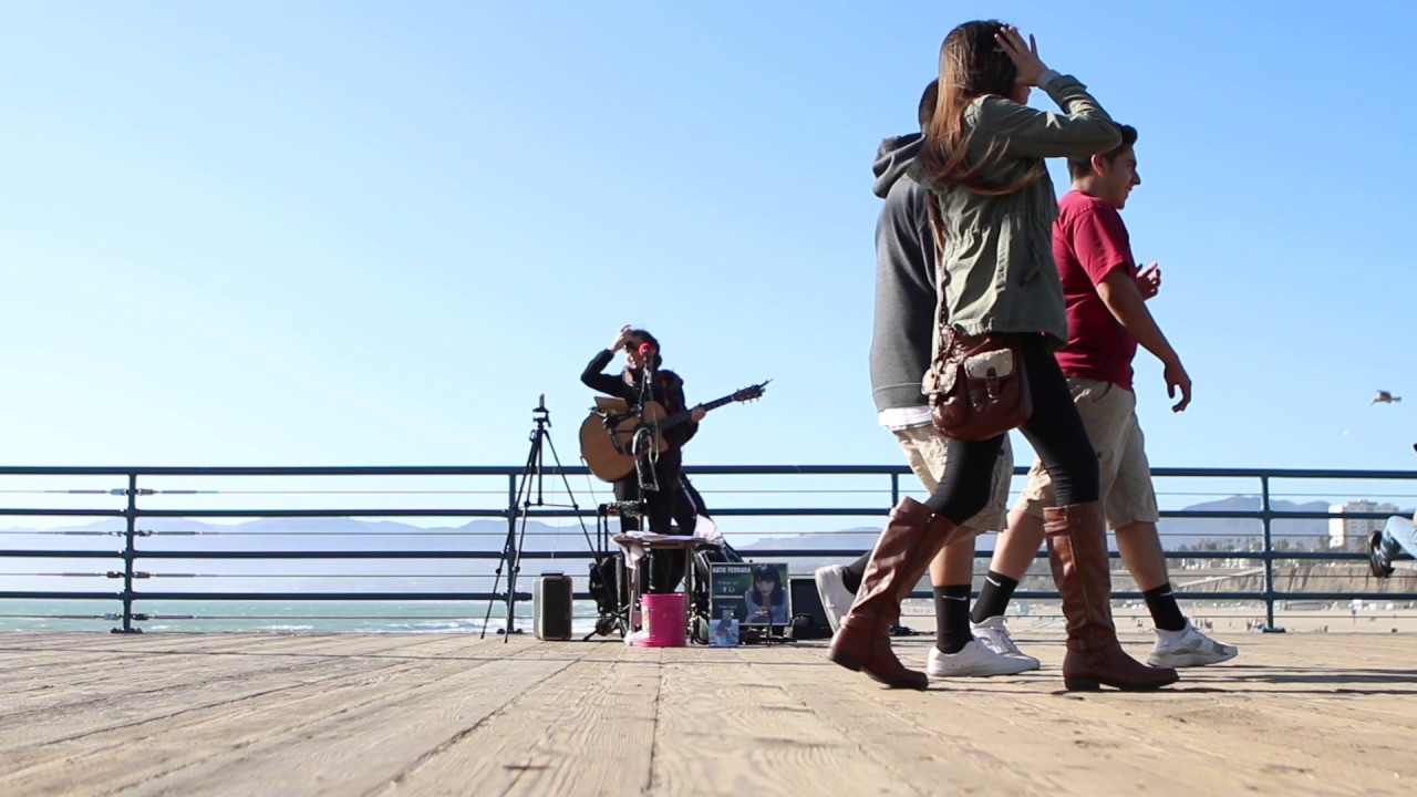 Katie Ferrara-"Saturn Returns"//The Street Sessions// Live on the Santa Monica Pier