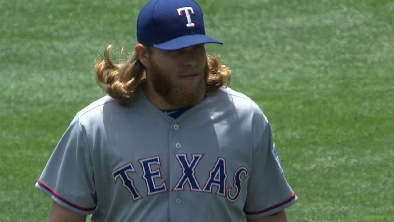 TEX@SD: Griffin fans four in complete-game shutout