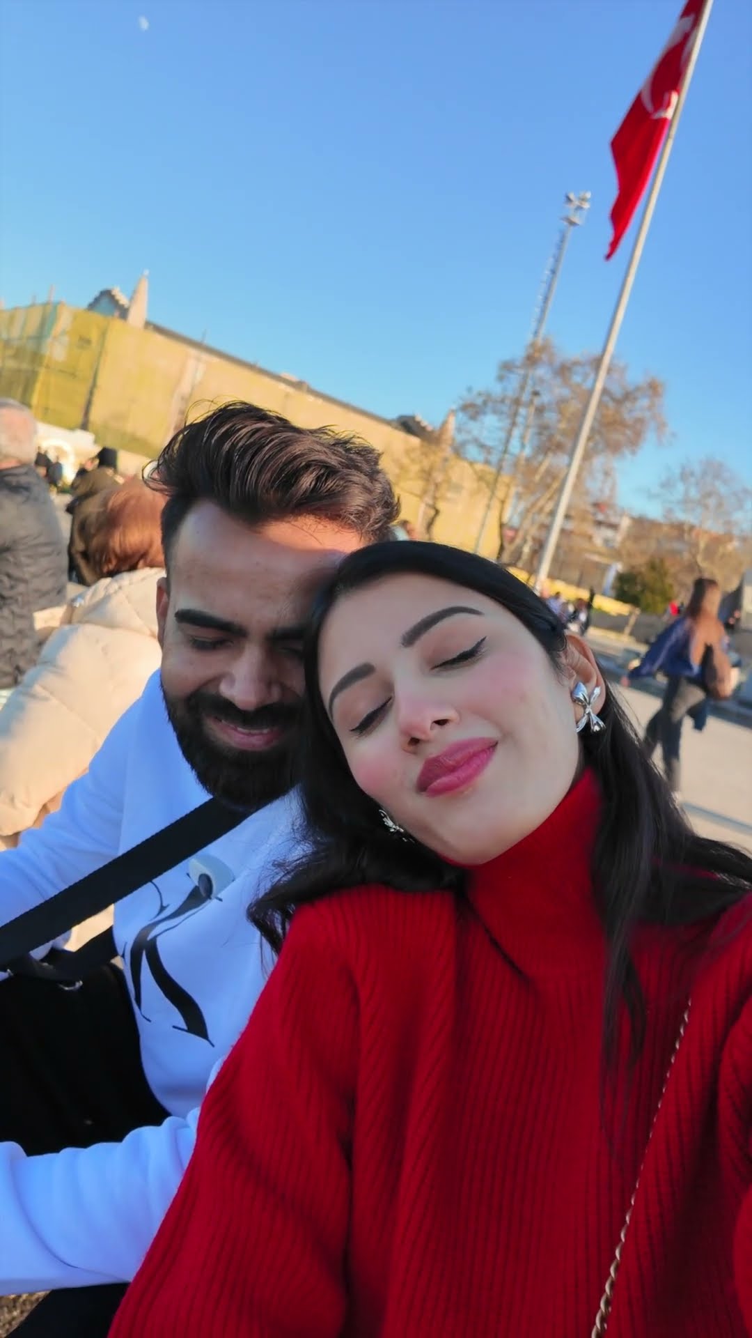 Turkey Mein Mili Sabse Tasty Chocolate ? #neetubisht #minivlog #foodlover #lakhneet