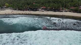 Terbang di atas pantai-pantai Pacitan