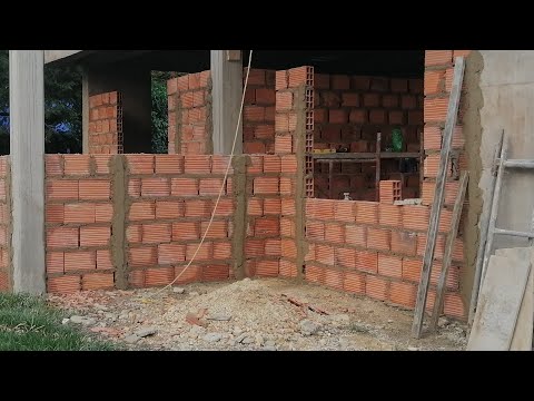 Video: El trabajo de instalación es una parte importante del proceso de construcción