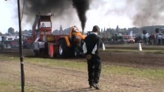 Dams rooster finalrun tractorpulling montfoort 2012