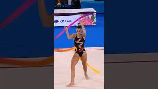 Lala Karamenko - Russia rhythmic gymnastic - ginástica гимнастический gimnastică व्यायाम 体操