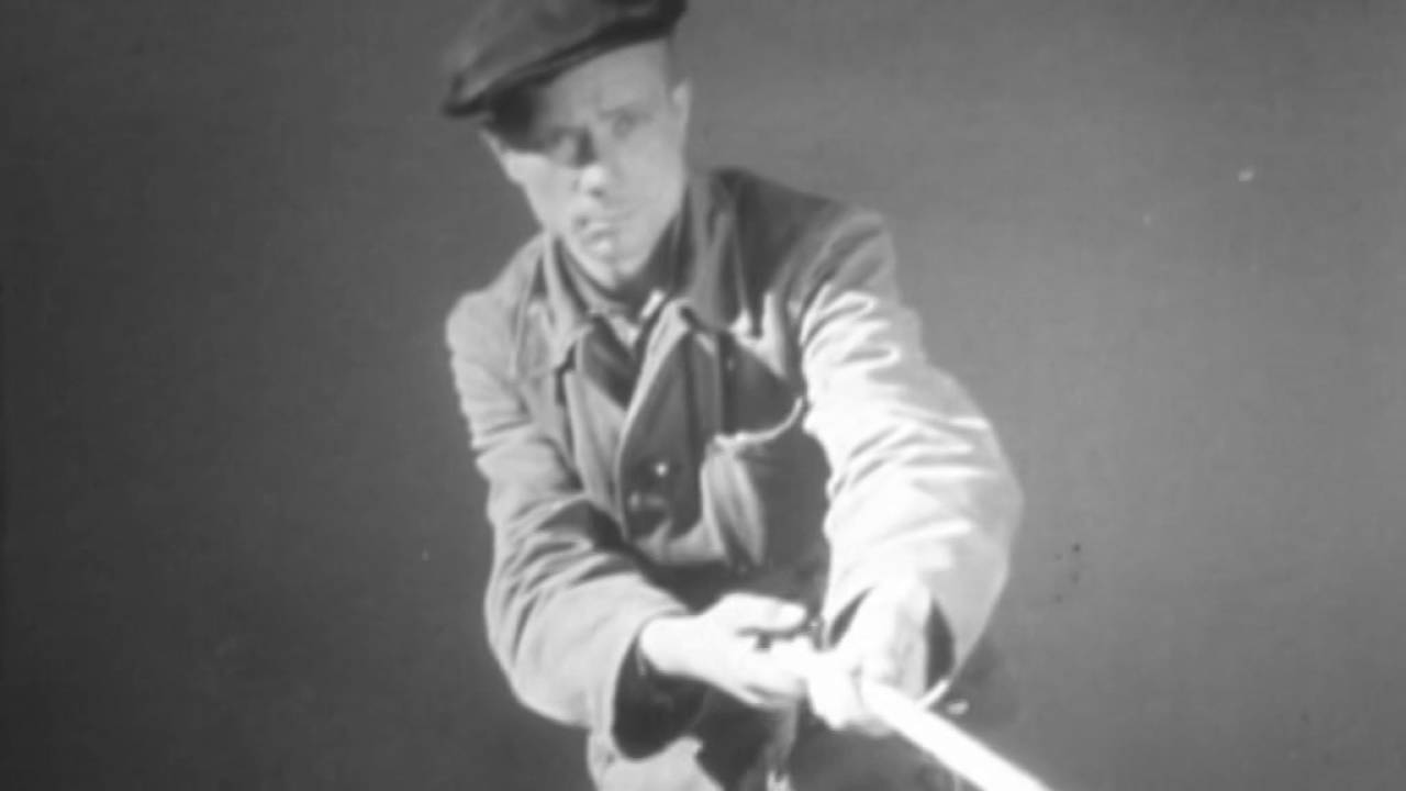 Главное, ребята, сердцем не стареть! - YouTube