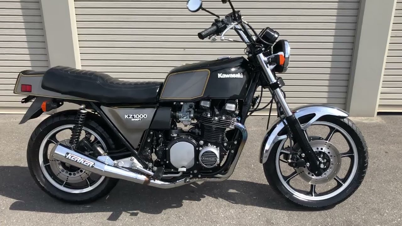 KAWASAKI Z1000ST vintage-run